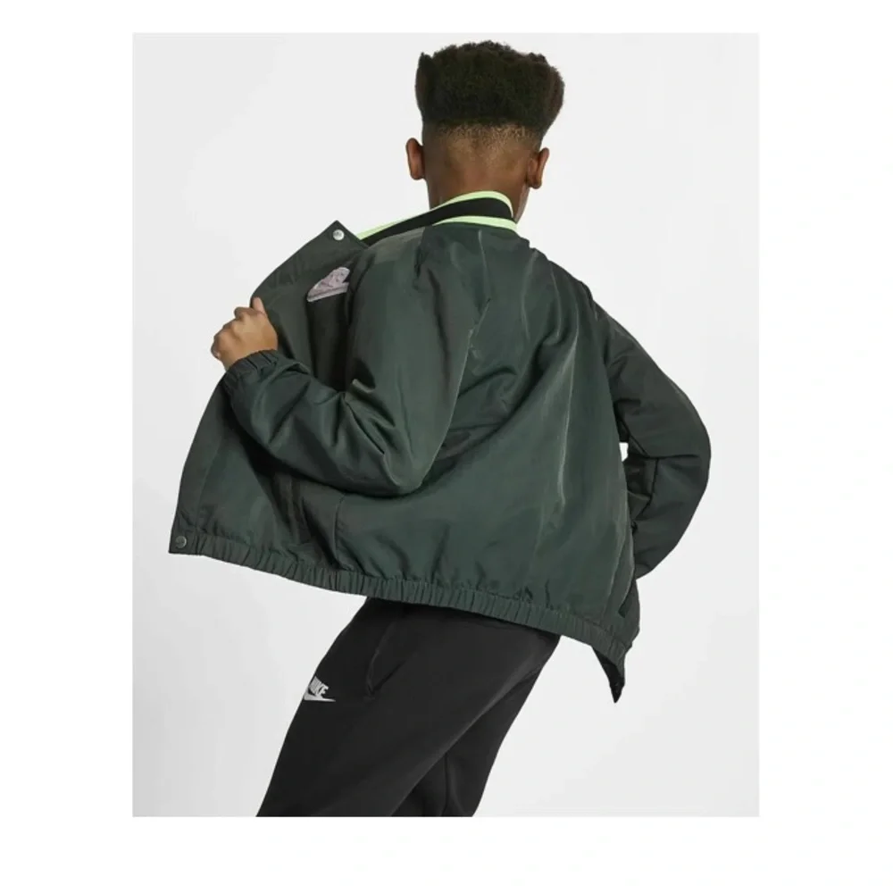 Nike® Sportswear Hoopfly Jacket Size Large
